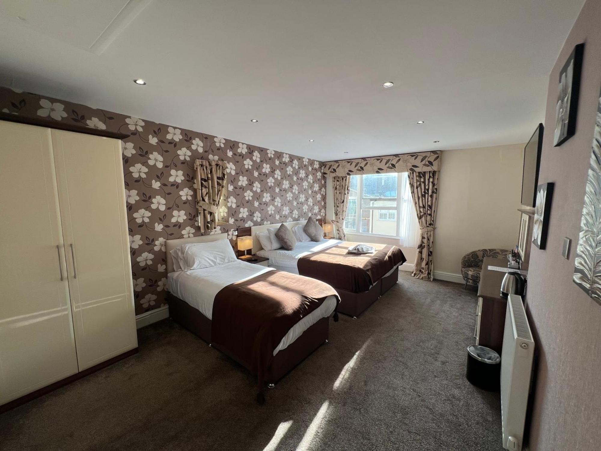 Lauriston & Lawton Court Hotel Llandudno Esterno foto