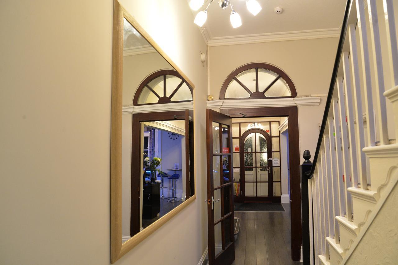 Lauriston & Lawton Court Hotel Llandudno Esterno foto