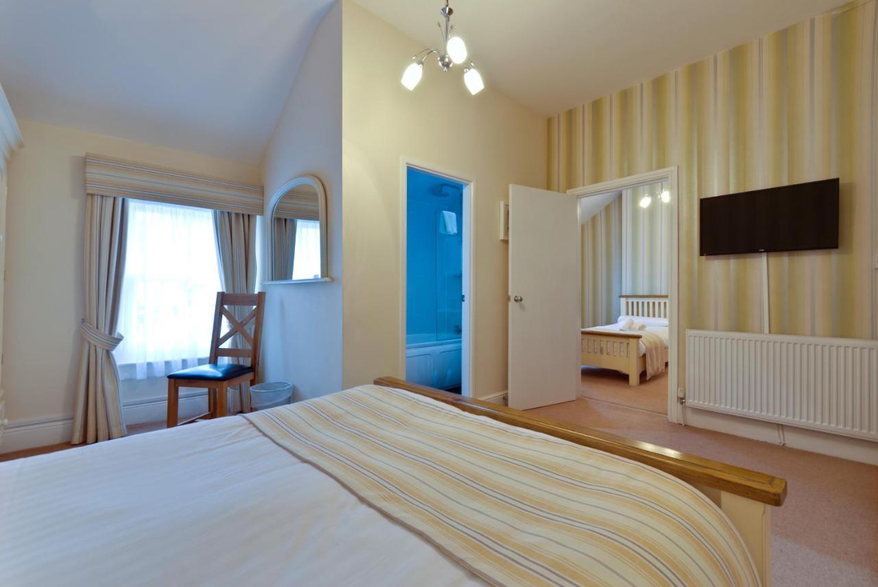 Lauriston & Lawton Court Hotel Llandudno Esterno foto